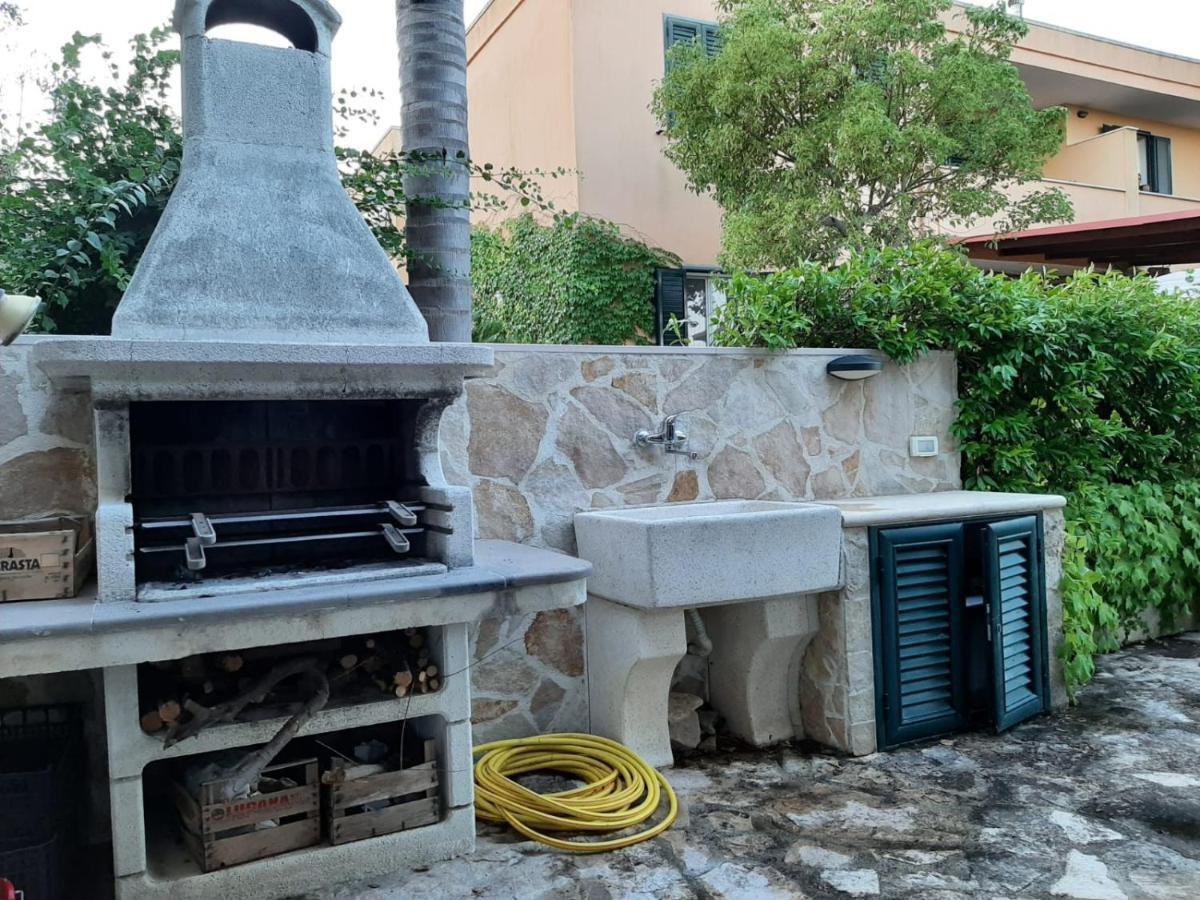 Villetta A Pochi Passi Dal Mare Santa Cesarea Terme Eksteriør bilde